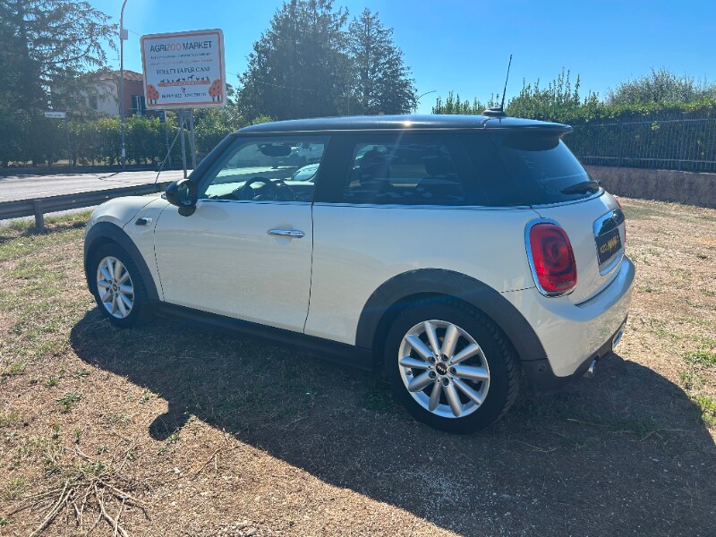 MINI Mini 4ª serie (F56) Mini 1.5 Cooper D Hype