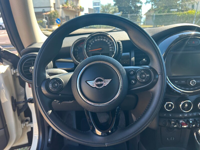 MINI Mini 4ª serie (F56) Mini 1.5 Cooper D Hype