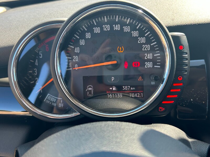 MINI Mini 4ª serie (F56) Mini 1.5 Cooper D Hype